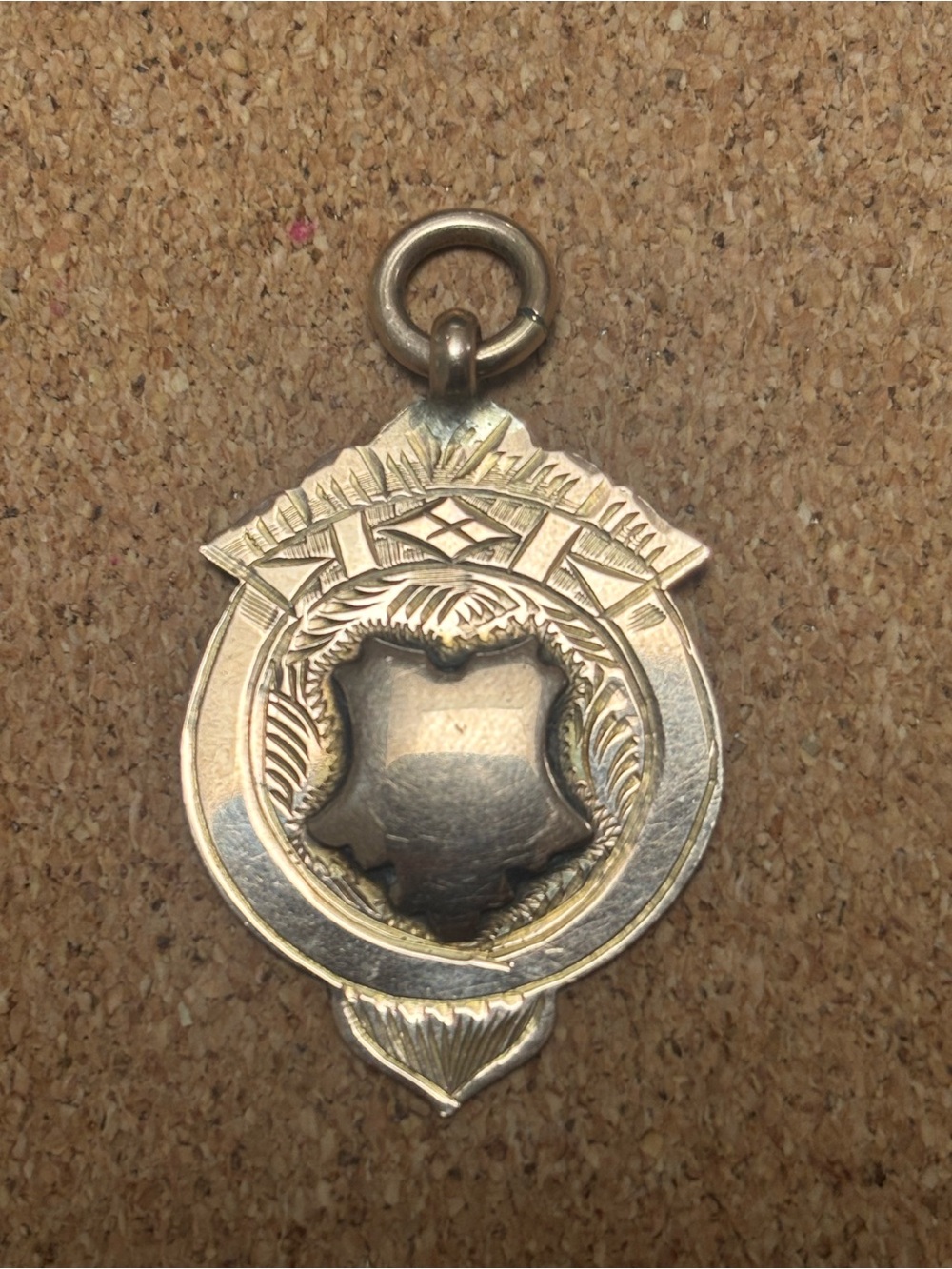 9k vintage medal pendant